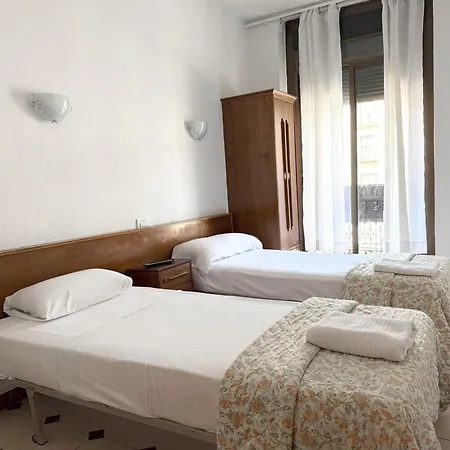 Hostel Central Zaragoza 2*