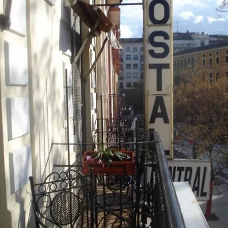 Affittacamere Hostel Central Zaragoza Saragozza