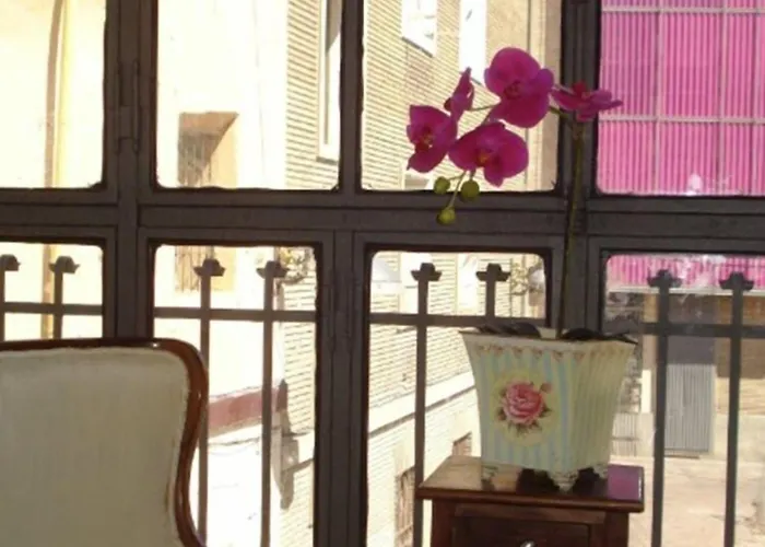 Hostel Central Zaragoza 2* سرقسطة