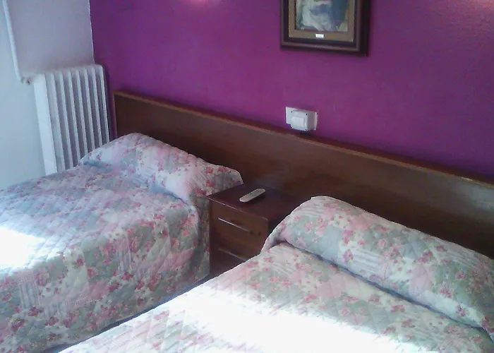 Hostel Central Zaragoza بيت ضيافة 2*