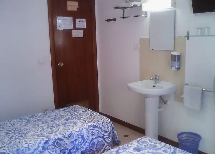 Hostel Central Zaragoza 2* سرقسطة