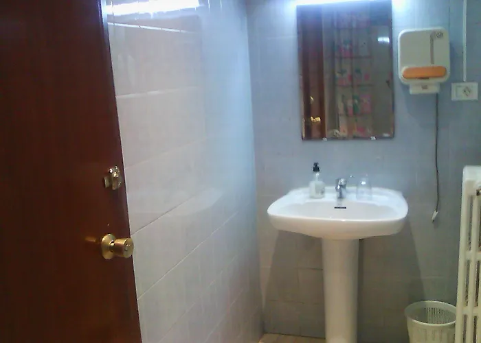 Hostel Central Zaragoza 2* سرقسطة